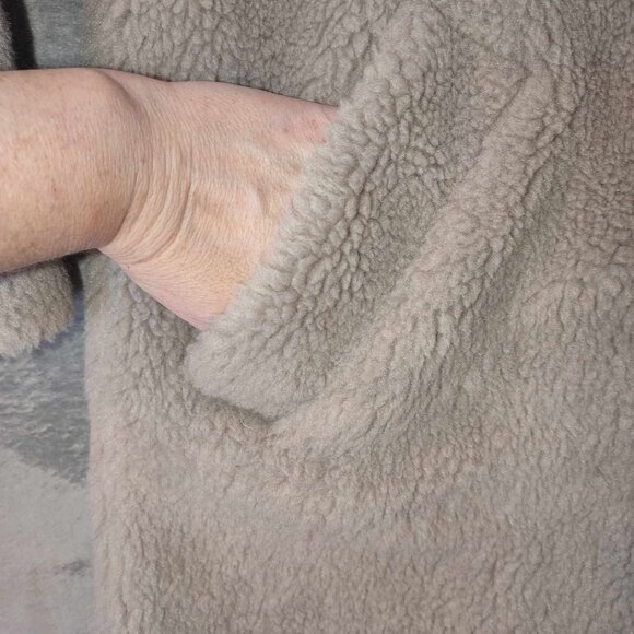 Abercrombie & Fitch The A&F Teddy Coat FLaw S Grunge Mob Wife Heavy Maximalism - Picture 5 of 9